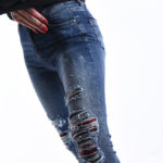 jeans_halace_strgane_kolena